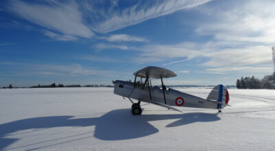 La réplique du légendaire avion belge Stampe-Vertongen SV-4b des années 30 se construit à Spa